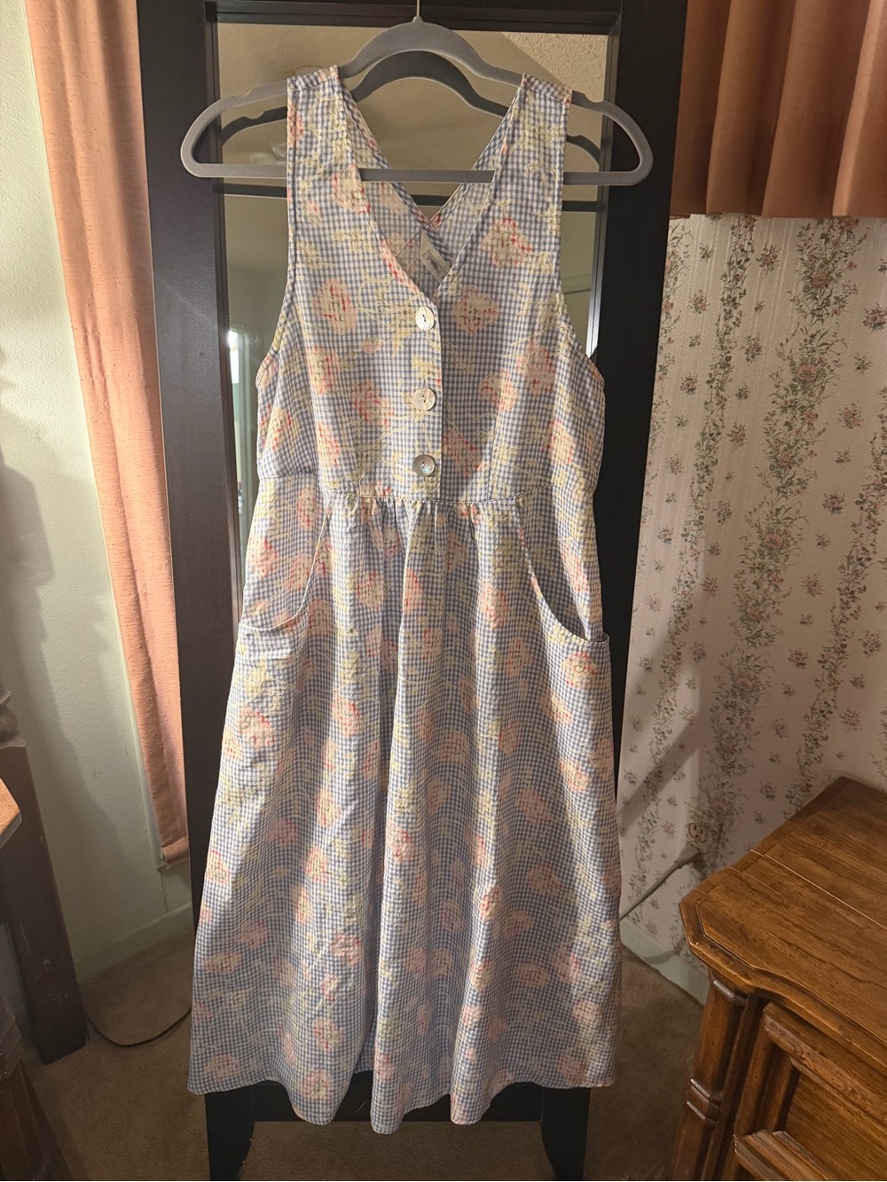EXPRESS Sleeveless Floral Gingham Midi Dress - Blue & Pink